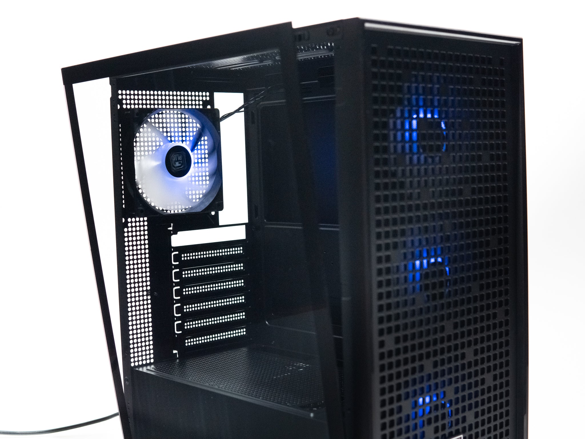 M1 Flow - mATX (ATX Mid-Tower) - High Airflow Case