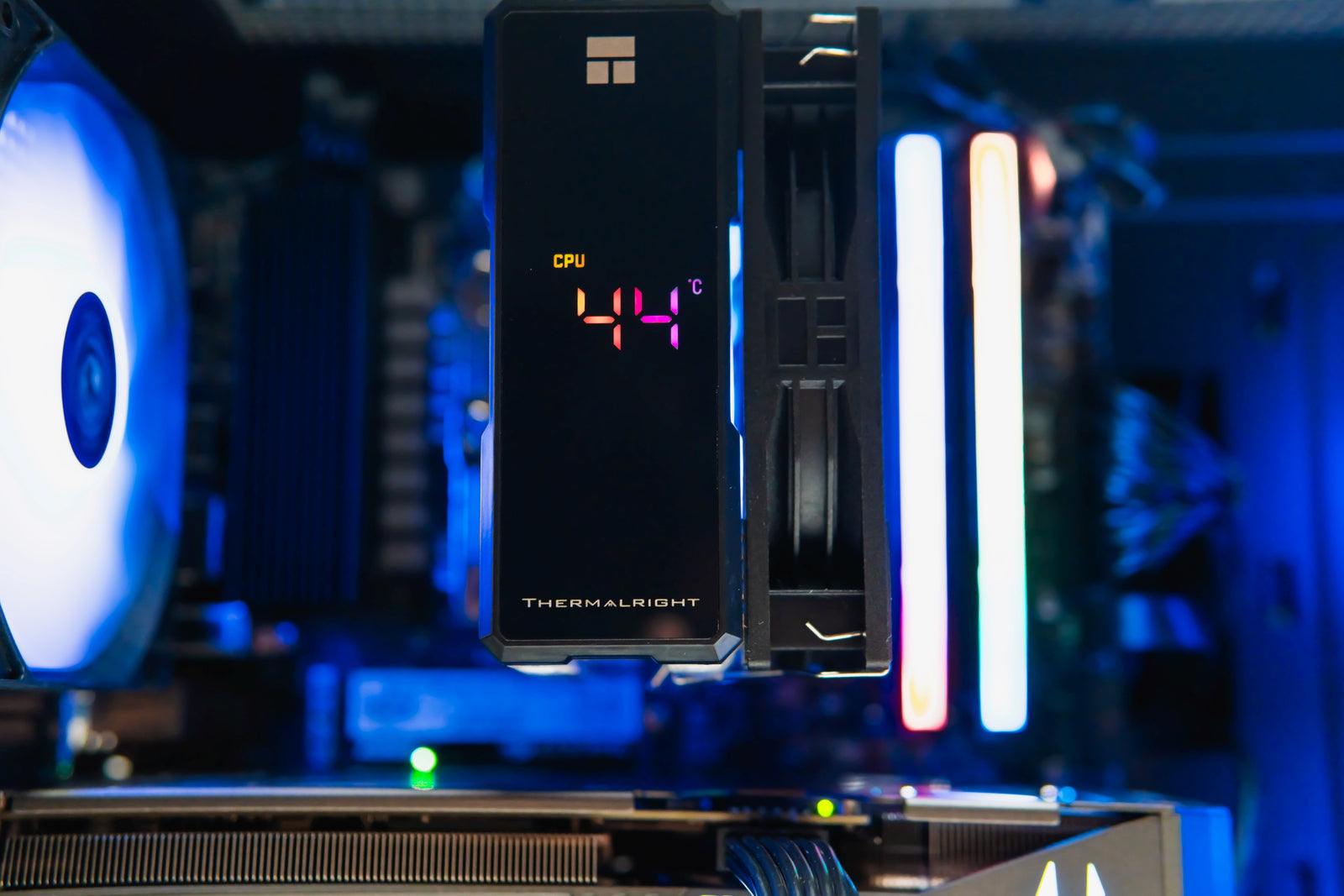 M1 Flow - AMD Essentials - Nvidia RTX 5070TI 16GB GDDR7